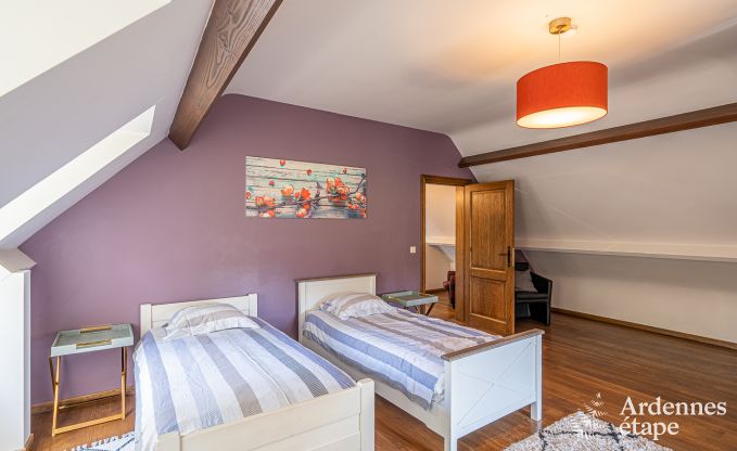 Maison de vacances  Cerfontaine pour 12/14 personnes en Ardenne avec terrain de tennis