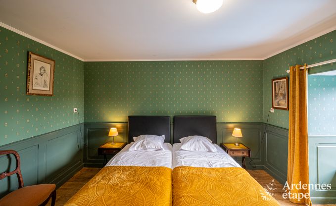 Villa luxueuse � Cerfontaine : parfaite pour 14 personnes, avec piscine int�rieure et ext�rieure, proche des Lacs de l'Eau d'Heure