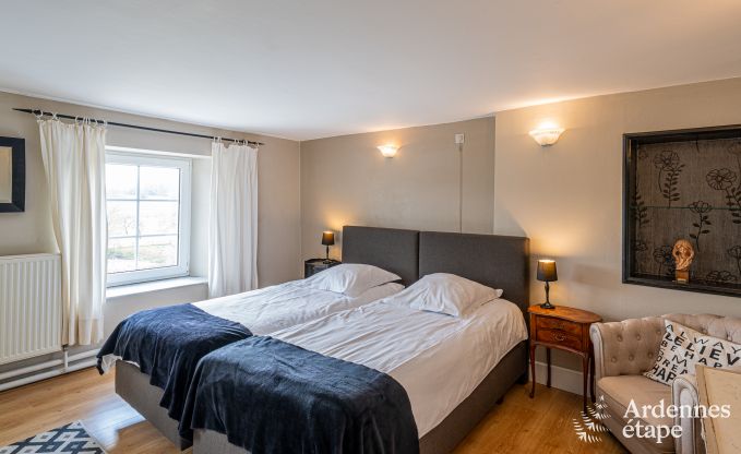 Villa luxueuse � Cerfontaine : parfaite pour 14 personnes, avec piscine int�rieure et ext�rieure, proche des Lacs de l'Eau d'Heure