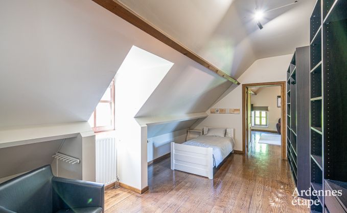 Maison de vacances  Cerfontaine pour 12/14 personnes en Ardenne avec terrain de tennis