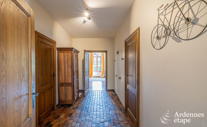 Maison de vacances  Cerfontaine pour 12/14 personnes en Ardenne avec terrain de tennis