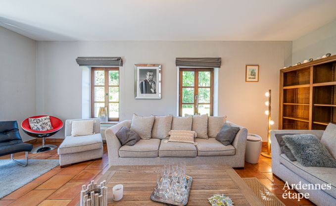 Maison de vacances  Cerfontaine pour 12/14 personnes en Ardenne avec terrain de tennis