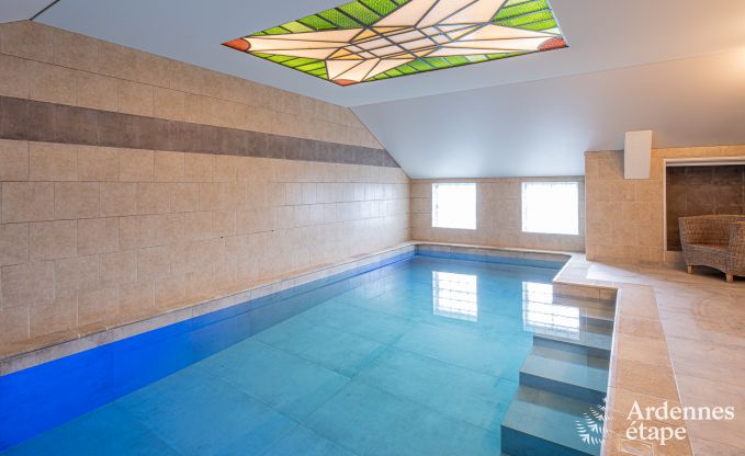 Villa luxueuse � Cerfontaine : parfaite pour 14 personnes, avec piscine int�rieure et ext�rieure, proche des Lacs de l'Eau d'Heure