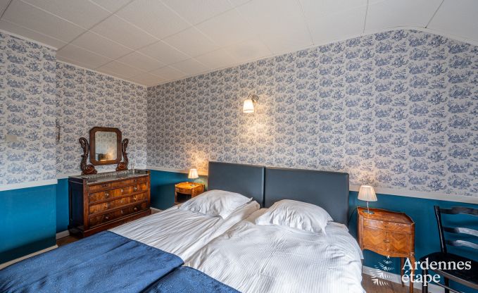 Villa luxueuse � Cerfontaine : parfaite pour 14 personnes, avec piscine int�rieure et ext�rieure, proche des Lacs de l'Eau d'Heure