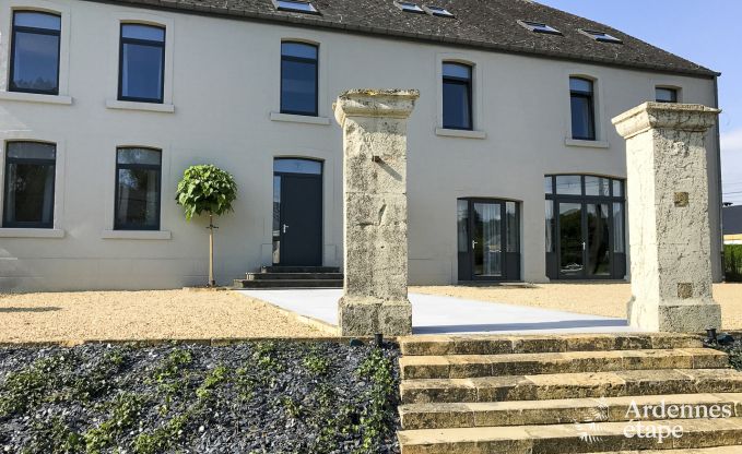 Maison de vacances � Chassepierre pour 50 personnes en Ardenne