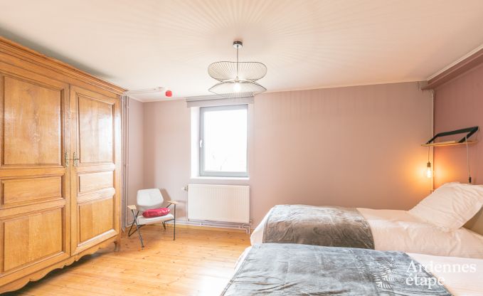 Gite de charme  Chassepierre pour 12 personnes en Ardenne