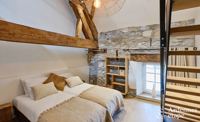 Loft spacieux pour 24 personnes  Chaudfontaine avec 10 chambres, wellness avec sauna et jacuzzi et terrasse prive