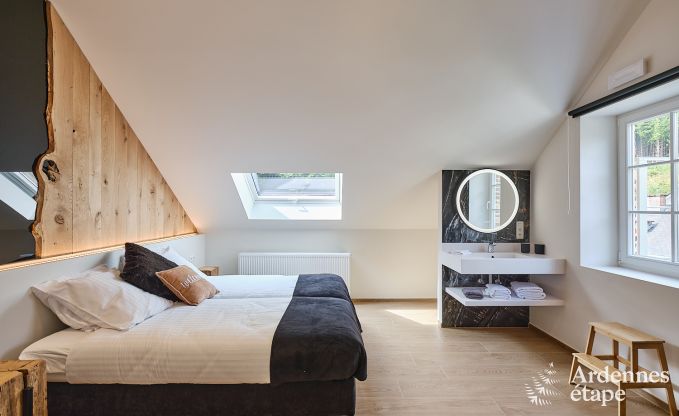 Loft spacieux pour 24 personnes  Chaudfontaine avec 10 chambres, wellness avec sauna et jacuzzi et terrasse prive