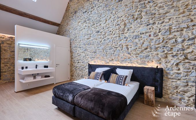 Loft spacieux pour 24 personnes  Chaudfontaine avec 10 chambres, wellness avec sauna et jacuzzi et terrasse prive