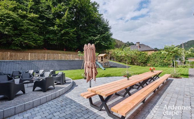 Loft spacieux pour 24 personnes  Chaudfontaine avec 10 chambres, wellness avec sauna et jacuzzi et terrasse prive