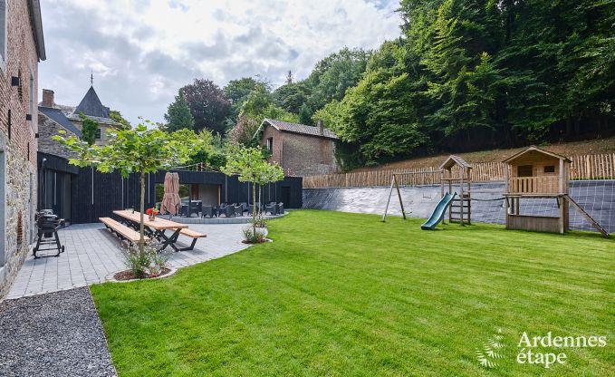 Loft spacieux pour 24 personnes  Chaudfontaine avec 10 chambres, wellness avec sauna et jacuzzi et terrasse prive