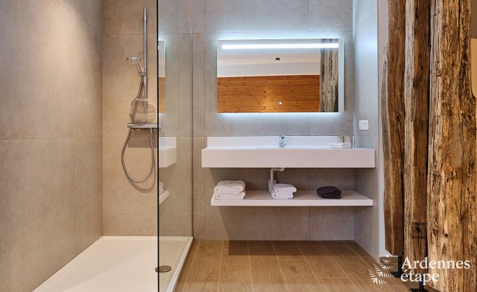 Loft spacieux pour 24 personnes  Chaudfontaine avec 10 chambres, wellness avec sauna et jacuzzi et terrasse prive