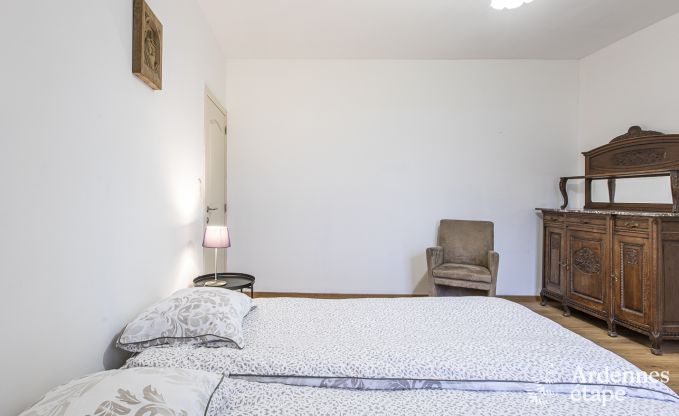 Charmante maison de vacances � Chimay pour 12 personnes avec sauna, salle de jeux et jardin priv�