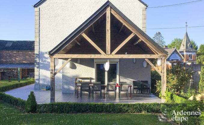 Charmante maison de vacances � Chimay pour 12 personnes avec sauna, salle de jeux et jardin priv�