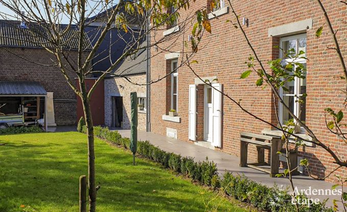 Charmante maison de vacances � Chimay pour 12 personnes avec sauna, salle de jeux et jardin priv�
