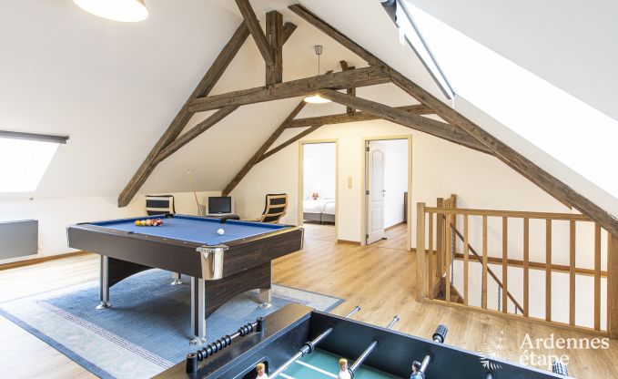 Charmante maison de vacances � Chimay pour 12 personnes avec sauna, salle de jeux et jardin priv�