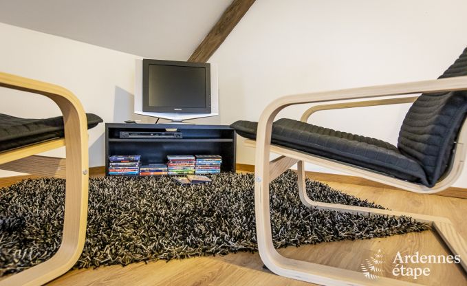 Charmante maison de vacances � Chimay pour 12 personnes avec sauna, salle de jeux et jardin priv�