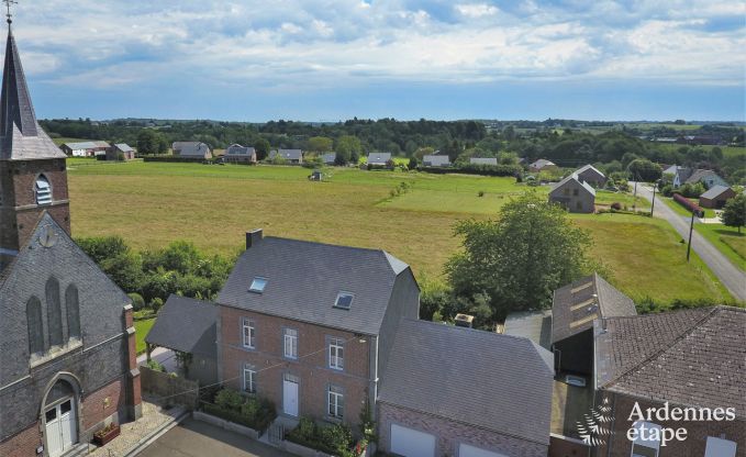 Charmante maison de vacances � Chimay pour 12 personnes avec sauna, salle de jeux et jardin priv�