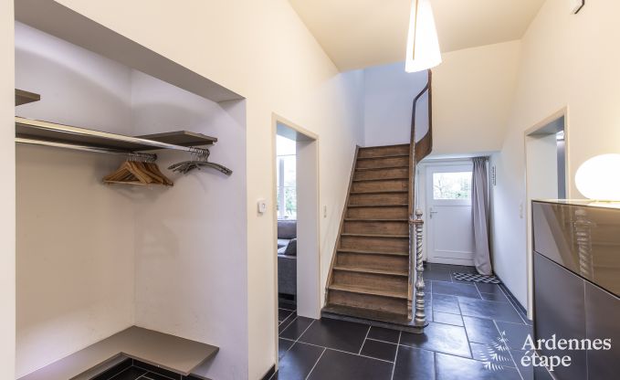 Charmante maison de vacances � Chimay pour 12 personnes avec sauna, salle de jeux et jardin priv�