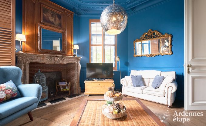 Loft spacieux  Chimay pour 14 personnes avec 6 chambres et salles de bains, jacuzzi et jardin priv