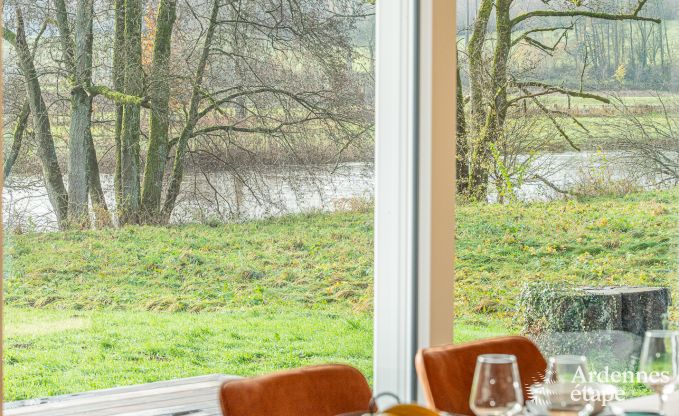 Charmant chalet pour 5 sur la rive de la Semois � Chiny, Gaume