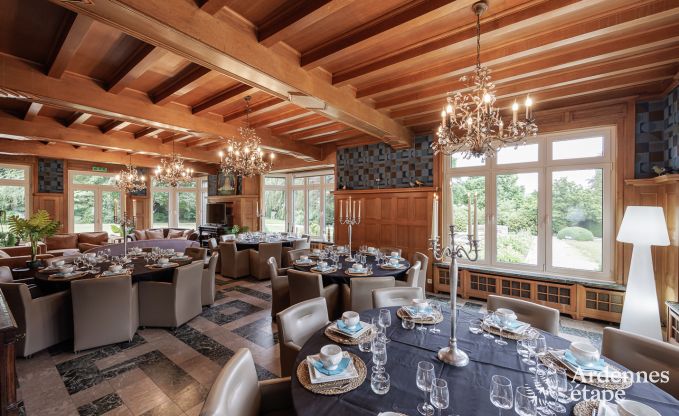 Luxueux ch�teau � Chiny pour 32 personnes en Ardenne