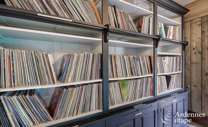 Luxueux ch�teau � Chiny pour 32 personnes en Ardenne