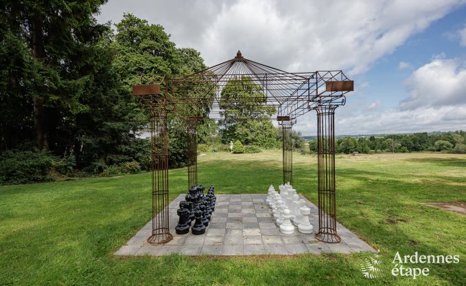 Luxueux ch�teau � Chiny pour 32 personnes en Ardenne