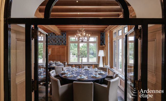 Luxueux ch�teau � Chiny pour 32 personnes en Ardenne