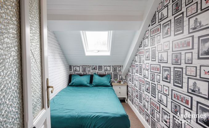 Luxueux ch�teau � Chiny pour 32 personnes en Ardenne