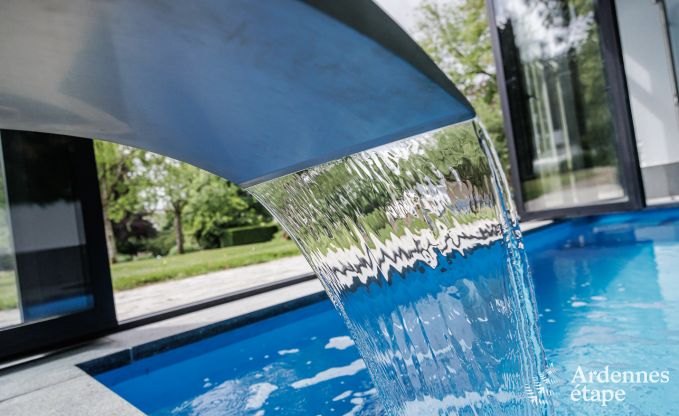 Luxueux ch�teau � Chiny pour 32 personnes en Ardenne