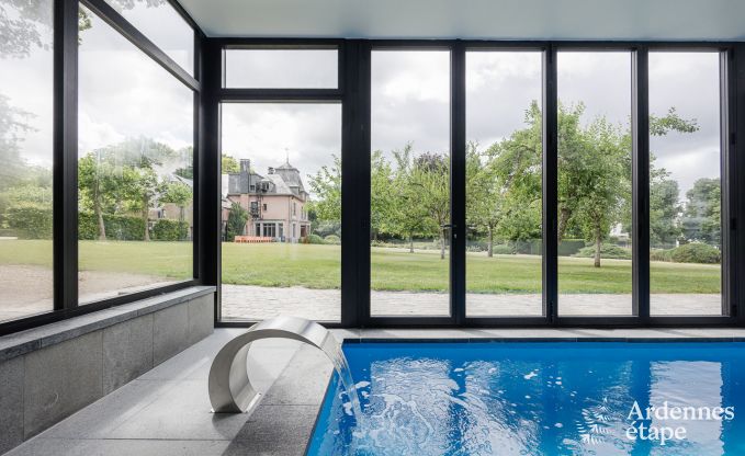 Luxueux ch�teau � Chiny pour 32 personnes en Ardenne