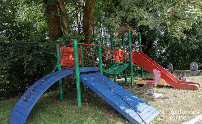 Luxueux ch�teau � Chiny pour 32 personnes en Ardenne