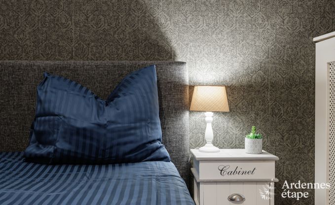 Luxueux ch�teau � Chiny pour 32 personnes en Ardenne