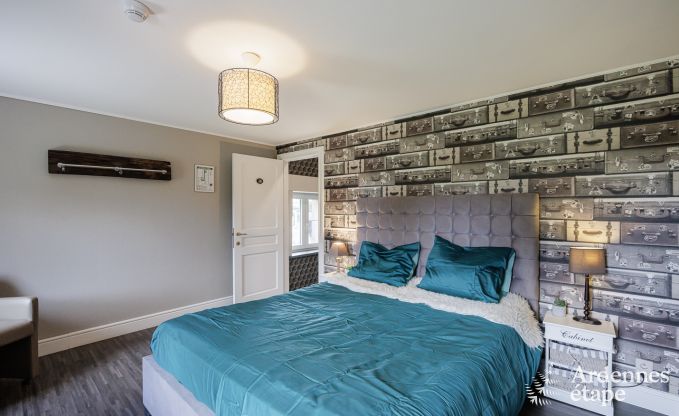 Luxueux ch�teau � Chiny pour 32 personnes en Ardenne