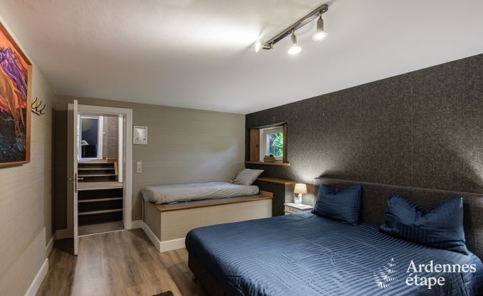 Luxueux ch�teau � Chiny pour 32 personnes en Ardenne