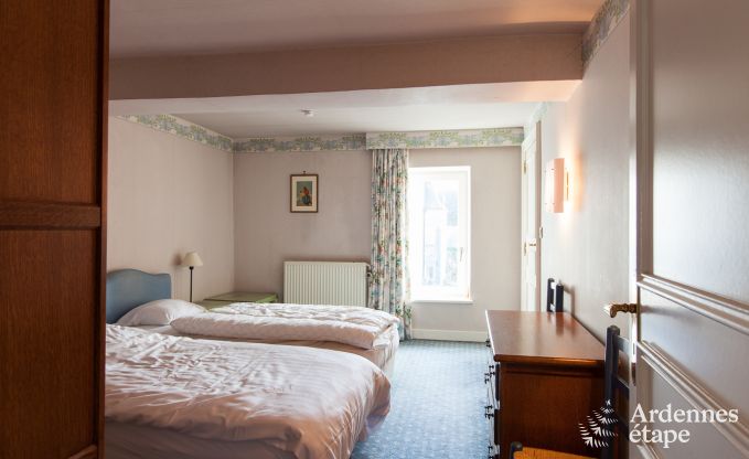 Ch�teau � Ciney pour 31 personnes en Ardenne