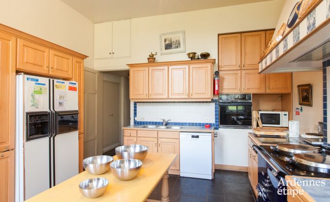 Ch�teau � Ciney pour 31 personnes en Ardenne