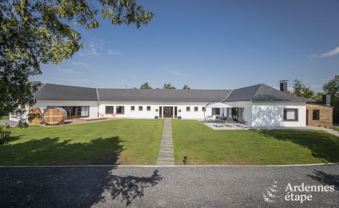 Villa de Luxe  Ciney pour 14 personnes en Ardenne