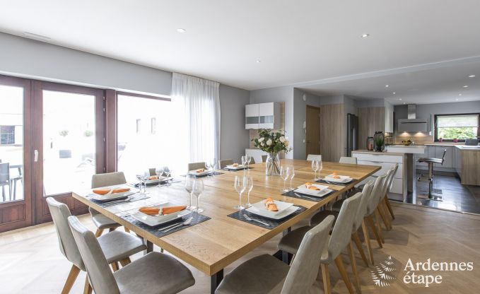 Villa de Luxe � Ciney pour 14 personnes en Ardenne