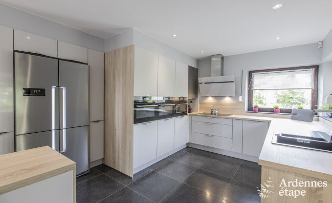 Villa de Luxe � Ciney pour 14 personnes en Ardenne