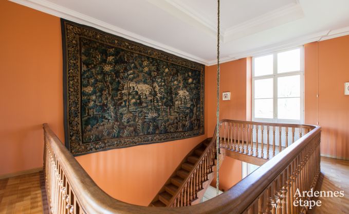 Chteau  Ciney pour 31 personnes en Ardenne