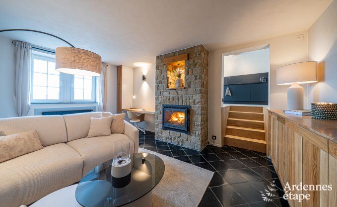 Charmante maison pour 2 personnes  Clavier avec chambre, salle de bain, jacuzzi et jardin priv