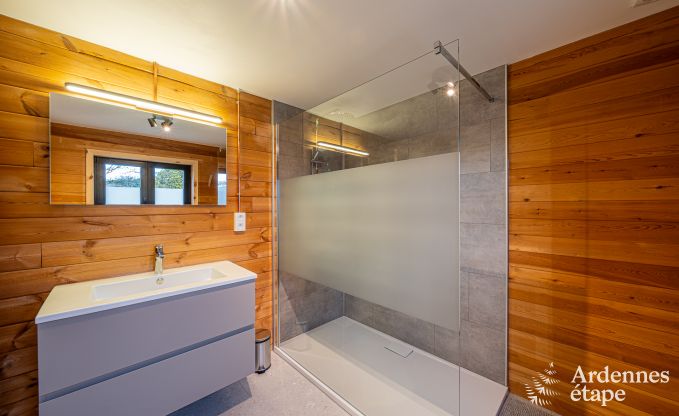 Chalet pour 6 personnes  Clavier avec quipements modernes et vue  couper le souffle