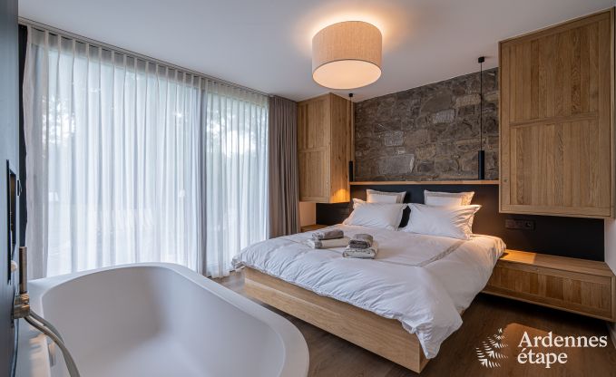 Charmante maison pour 2 personnes  Clavier avec chambre, salle de bain, jacuzzi et jardin priv