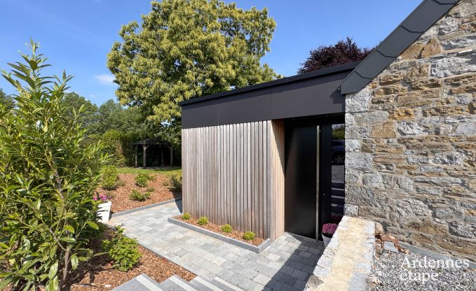 Charmante maison pour 2 personnes  Clavier avec chambre, salle de bain, jacuzzi et jardin priv