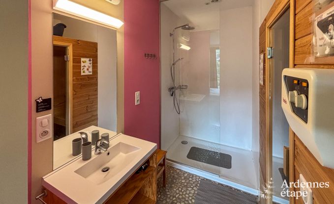 Logement insolite pour 2 personnes  Coo en Ardenne