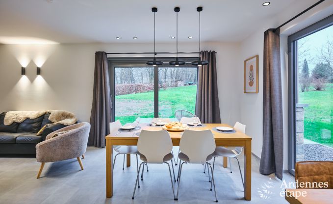 Maison de vacances au cur de Coo : confort moderne pour 5 personnes avec jardin et chien admis