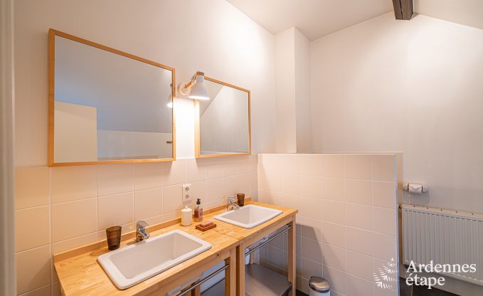 Maison de vacances � Couvin pour 9 personnes en Ardenne