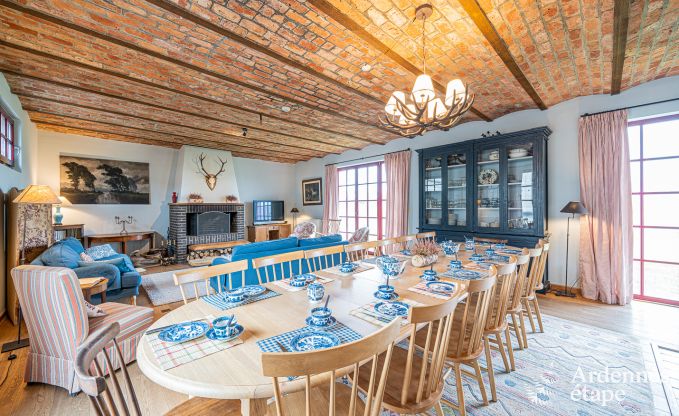 Maison de vacances � Couvin pour 9 personnes en Ardenne